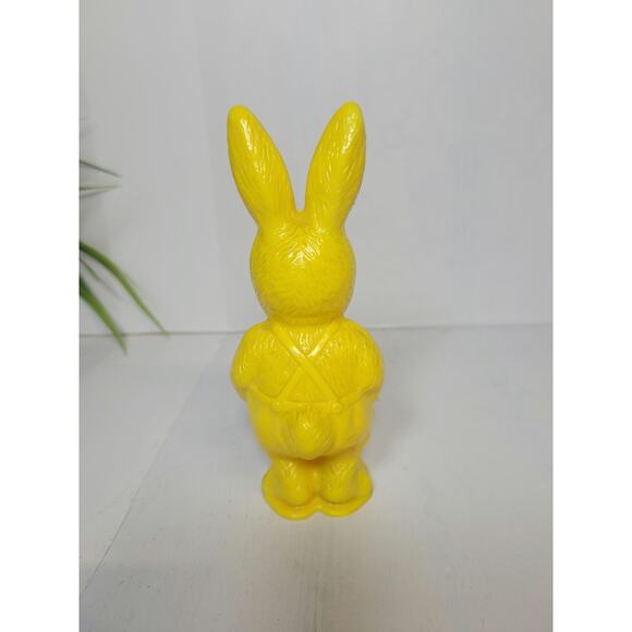 Vintage Irwin Easter Bunny Rattle, Hard Plastic Yellow - Picture 3 of 6